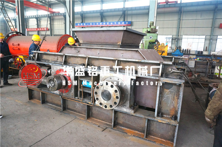 ��݁����C